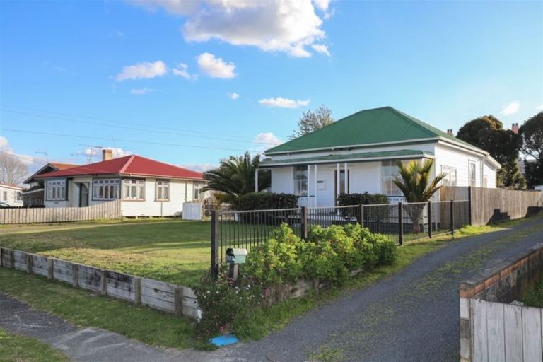 Photo of property in 137 Hakanoa Street, Huntly, 3700