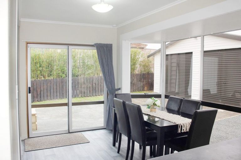 Photo of property in 28 Bickerstaffe Road, Maungaturoto, 0520