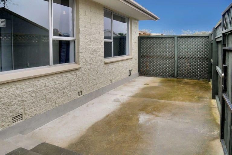 Photo of property in 3/79 Champion Street, Edgeware, Christchurch, 8013