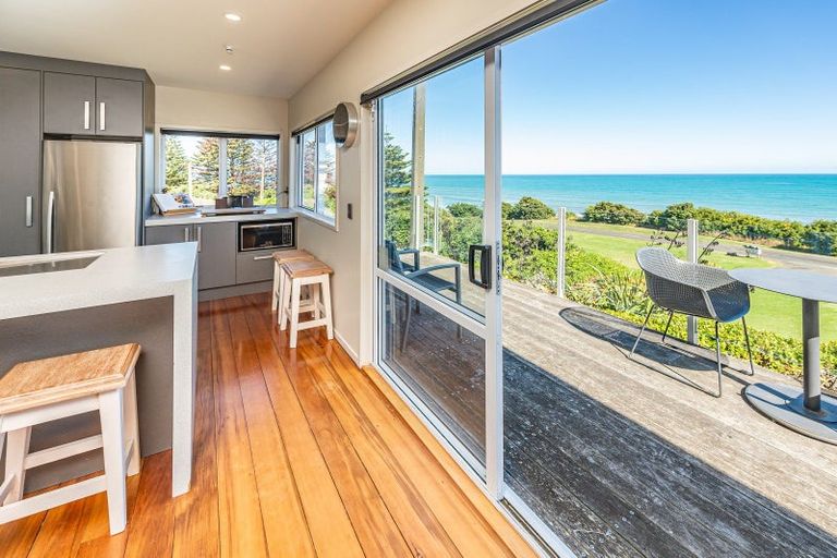 Photo of property in 18 Sunset Parade, Kai Iwi, Whanganui, 4574