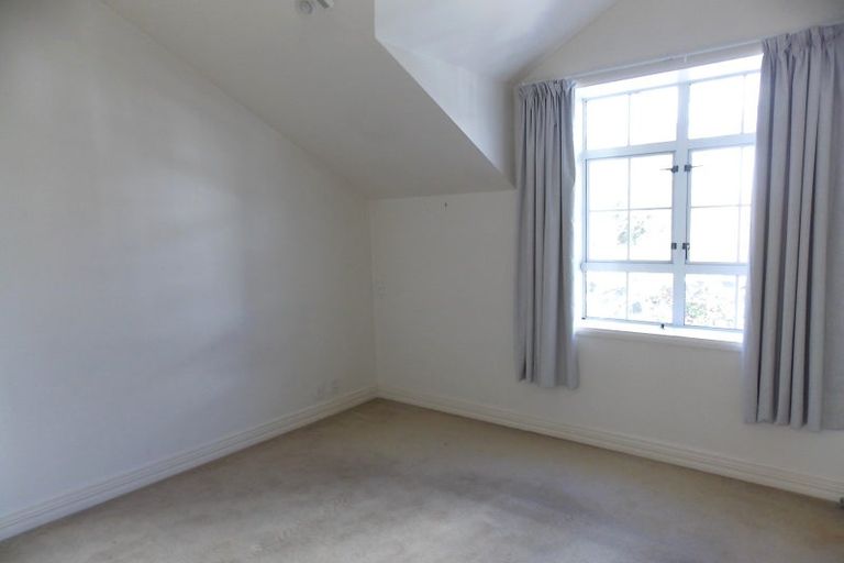 Photo of property in 66 Pipitea Street, Thorndon, Wellington, 6011