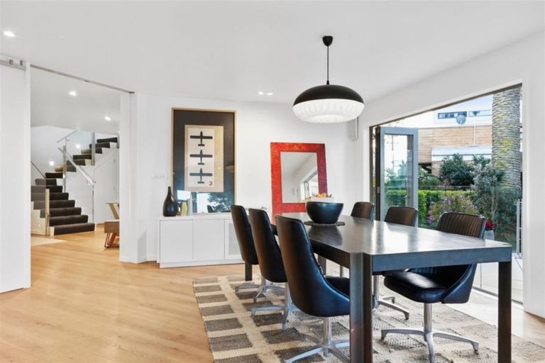 Photo of property in 107 Hinemoa Street, Birkenhead, Auckland, 0626