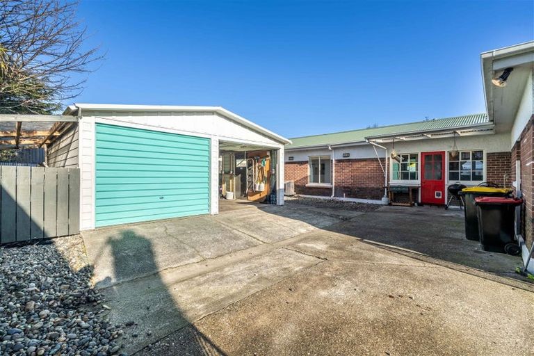 Photo of property in 17 Hardy Street, Strathern, Invercargill, 9812