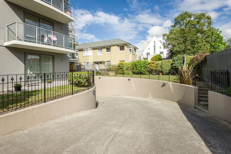 Photo of property in 4/245 Montreal Street, Christchurch Central, Christchurch, 8013