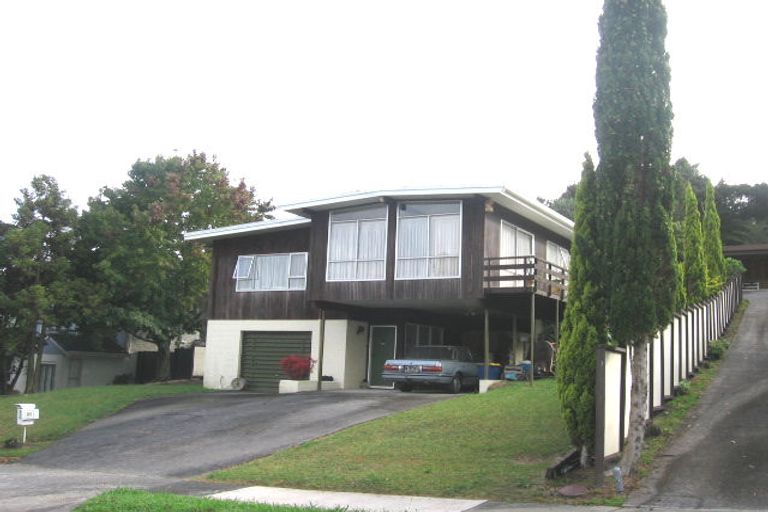 Photo of property in 23 Mappin Place, Chatswood, Auckland, 0626