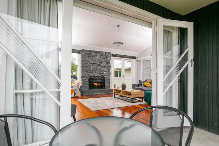 Photo of property in 14 Fergusson Street, Solway, Masterton, 5810