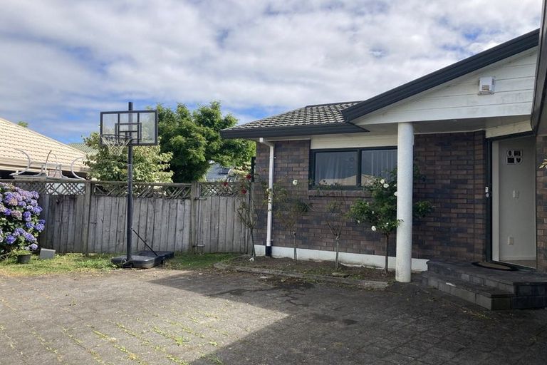Photo of property in 17 Hastings Place, Hamilton Lake, Hamilton, 3204