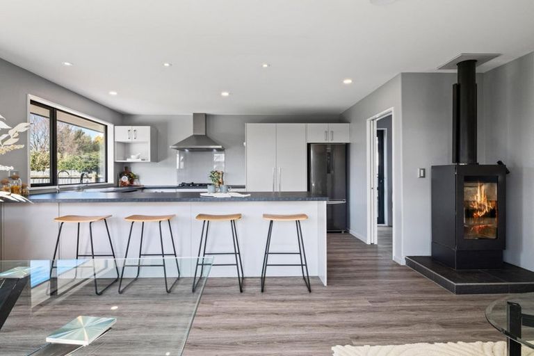 Photo of property in 207 Breezes Road, Aranui, Christchurch, 8061