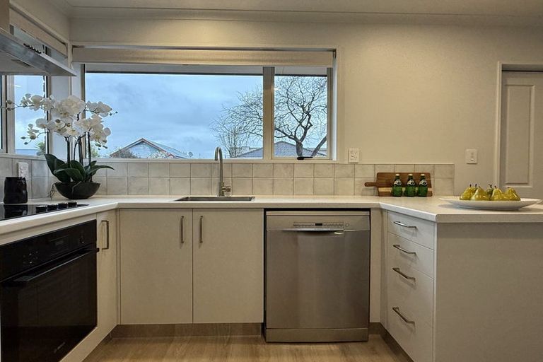 Photo of property in 21 Grenville Street, Waltham, Christchurch, 8011