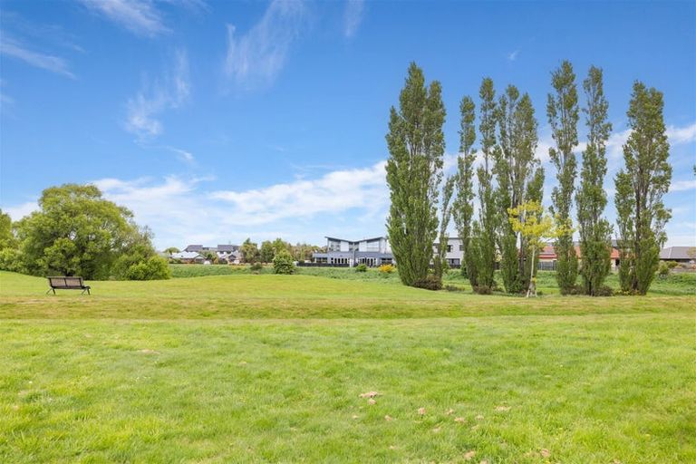 Photo of property in 12 Somerville Crescent, Aidanfield, Christchurch, 8025
