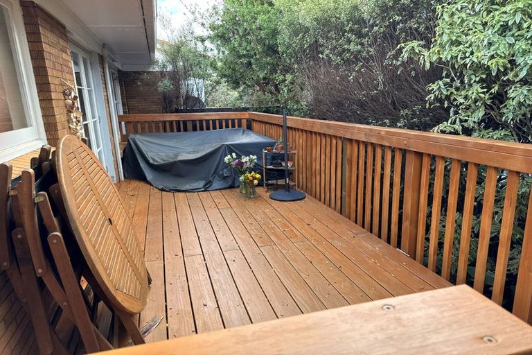 Photo of property in 2/43 Northumberland Avenue, Belmont, Auckland, 0622