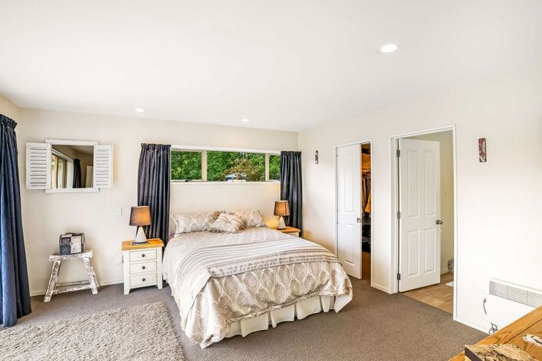 Photo of property in 4 Bluff Street, Coalgate, 7673