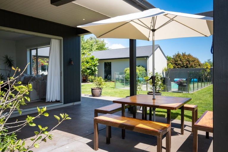 Photo of property in 4 Heipipi Drive, Eskdale, Napier, 4182