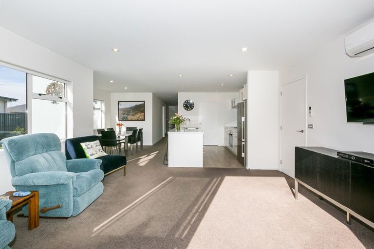 Photo of property in 5 Waitaki Way, Poraiti, Napier, 4112