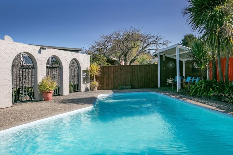 Photo of property in 15 Madden Place, Solway, Masterton, 5810