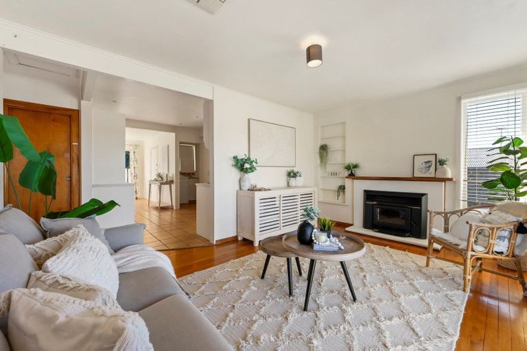 Photo of property in 21 Dunlop Road, Te Puke, 3119