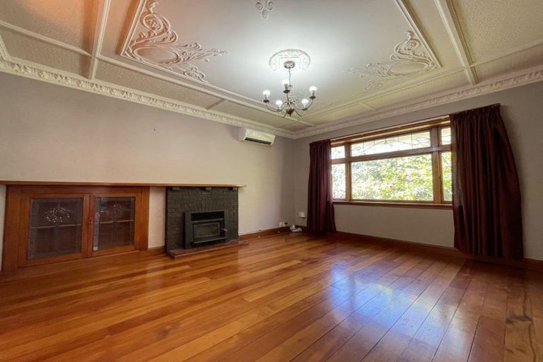Photo of property in 19 Karamu Avenue, Takaro, Palmerston North, 4410