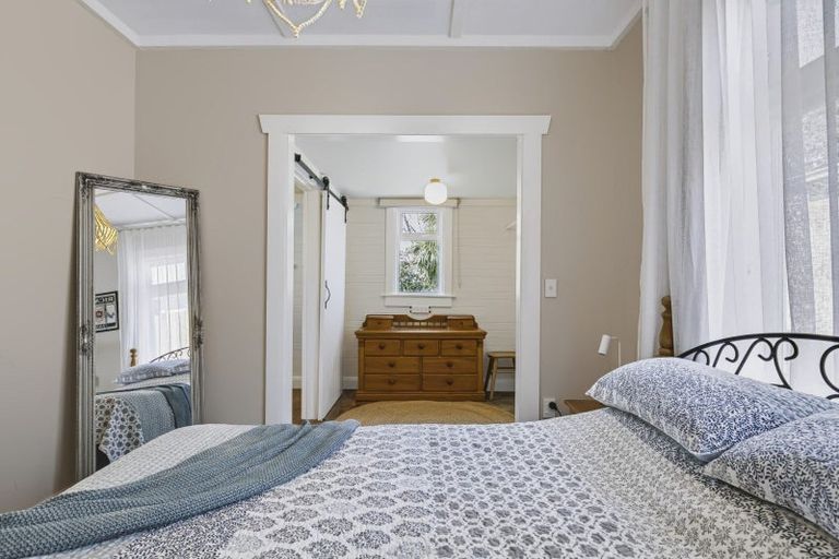 Photo of property in 22 Ngaio Street, Strandon, New Plymouth, 4312