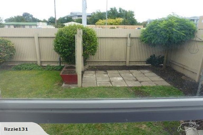 Photo of property in 3/300 Hastings Street South, Hastings, 4122
