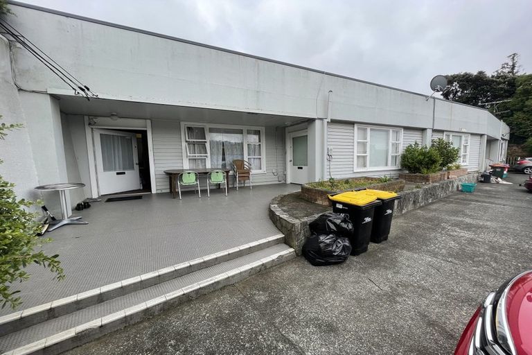 Photo of property in 4/124 Campbell Street, Karori, Wellington, 6012