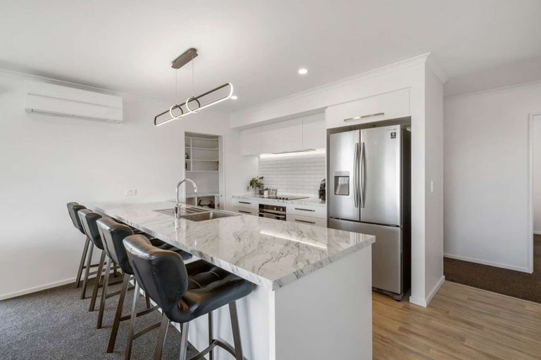 Photo of property in 32 Tara Crescent, Woodend, 7610