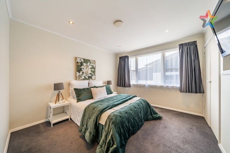 Photo of property in 21 Robson Street, Stokes Valley, Lower Hutt, 5019