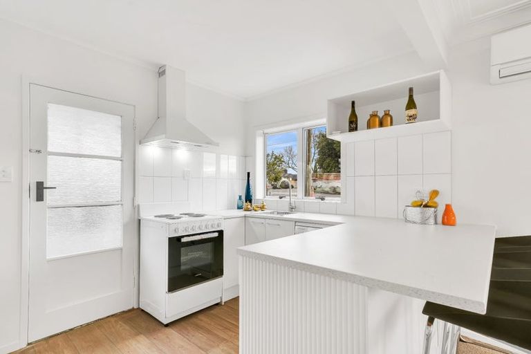 Photo of property in 1/10 Ranfurly Road, Papatoetoe, Auckland, 2104