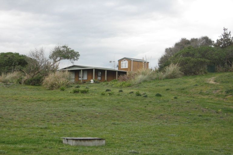 Photo of property in 20 Takitimu Street, Waitarere Beach, Levin, 5510