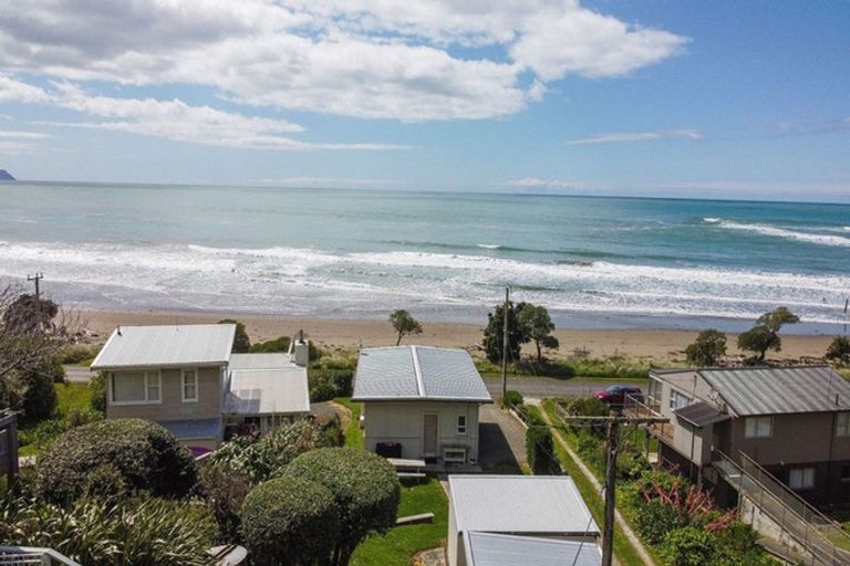 Photo of property in 28a Akitio Esplanade, Akitio, Pongaroa, 4991