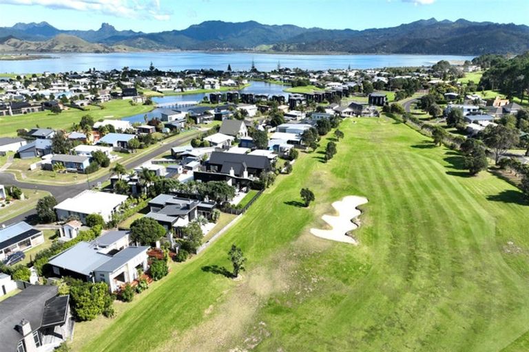 Photo of property in 143 The Fairway, Matarangi, Whitianga, 3592
