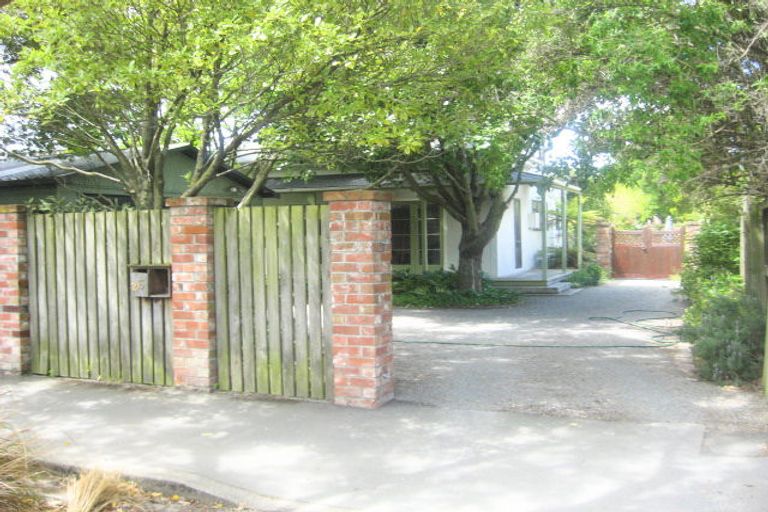 Photo of property in 26 Norwood Street, Beckenham, Christchurch, 8023