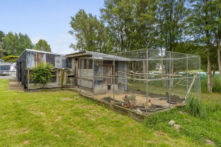 Photo of property in 32 Cambridge Street, Pahiatua, 4910