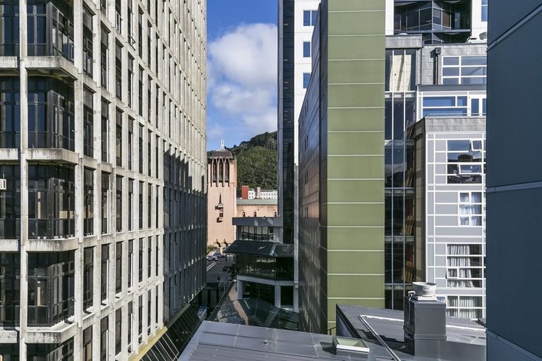 Photo of property in St Pauls Apartments, 42/43 Mulgrave Street, Thorndon, Wellington, 6011