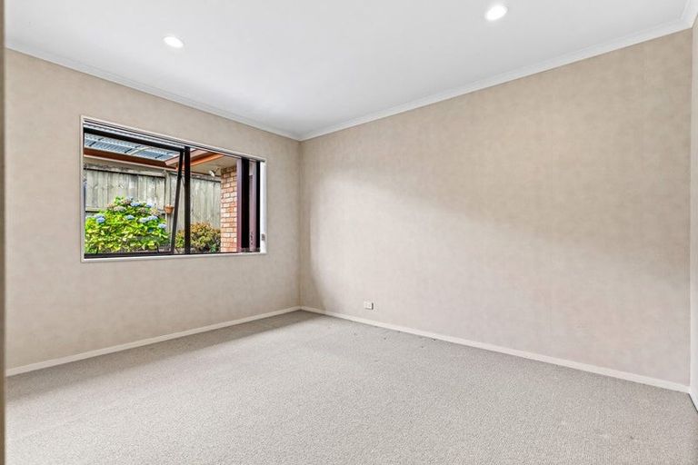Photo of property in 36 Rush Creek Drive, Westgate, Auckland, 0614