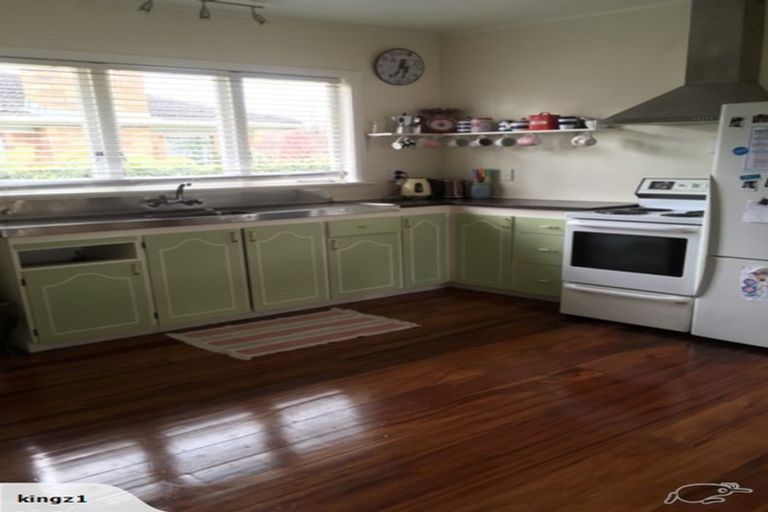 Photo of property in 297 Cambridge Road, Hillcrest, Hamilton, 3216