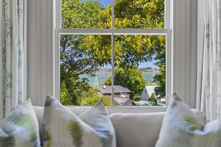 Photo of property in 7 Symonds Street, Onehunga, Auckland, 1061