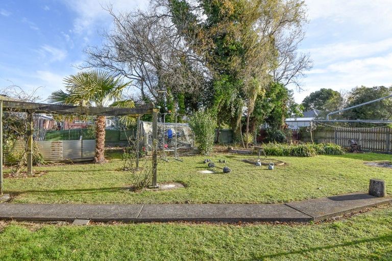 Photo of property in 243 High Street North, Carterton, 5713