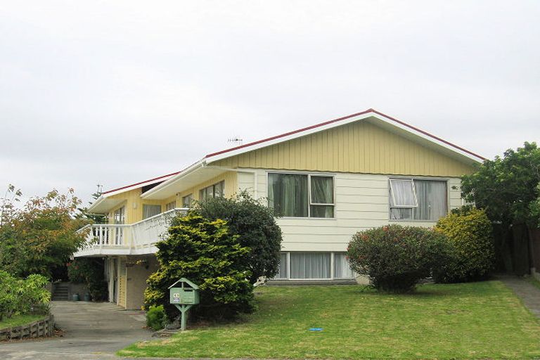 Photo of property in 49 Teoti Street, Paraparaumu Beach, Paraparaumu, 5032