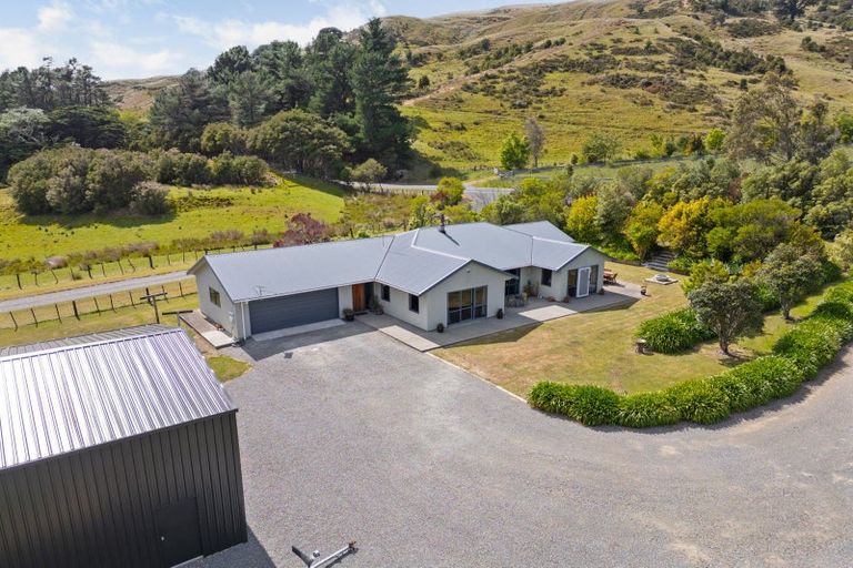 Photo of property in 5523 Masterton Castlepoint Road, Tinui, Masterton, 5889