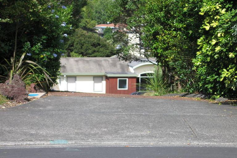 Photo of property in 20 Highwood Grove, Torbay, Auckland, 0630