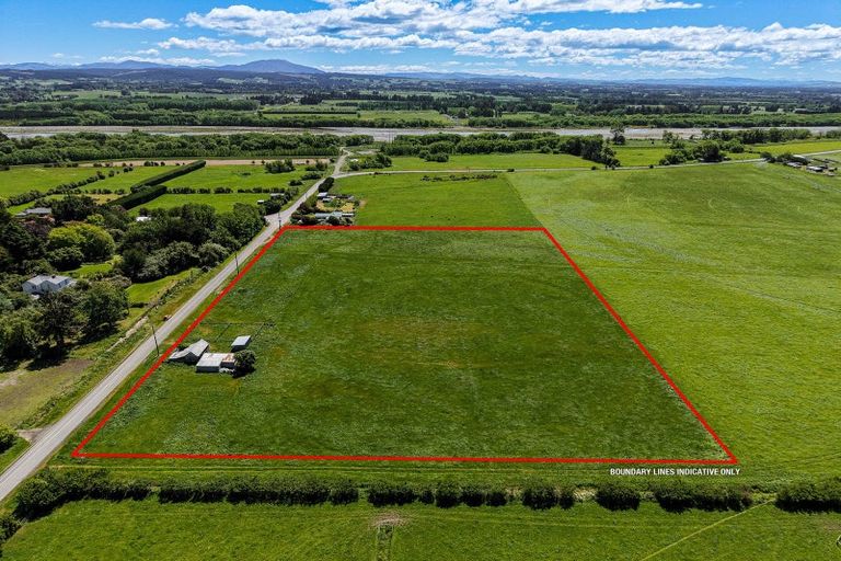 Photo of property in 192 Smarts Road, Rangiora, 7473