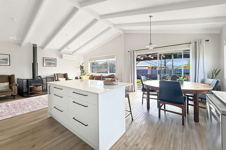 Photo of property in 33 Severn Street, Mosgiel, 9024