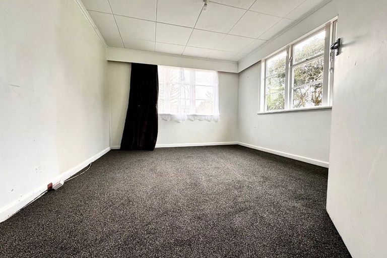 Photo of property in 10 Igloo Place, Red Hill, Papakura, 2110