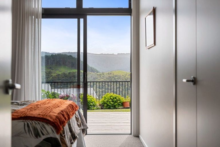 Photo of property in 1 Rewarewa Rise, Whangamata, 3691