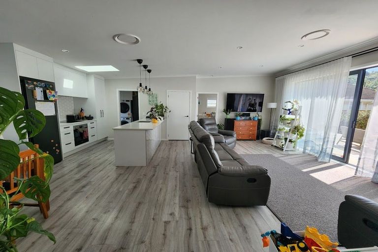 Photo of property in 1184a Taita Drive, Taita, Lower Hutt, 5011