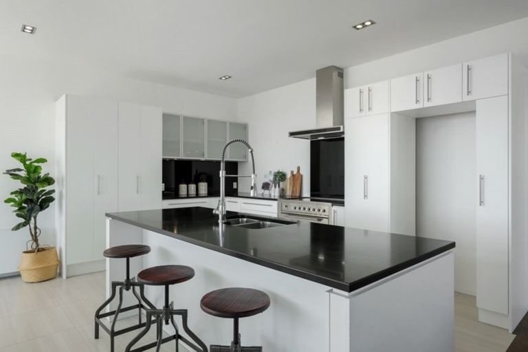 Photo of property in 4 Pennine Way, Huntsbury, Christchurch, 8022