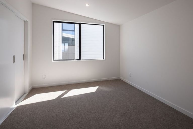 Photo of property in 4/52 High Street, Island Bay, Wellington, 6023