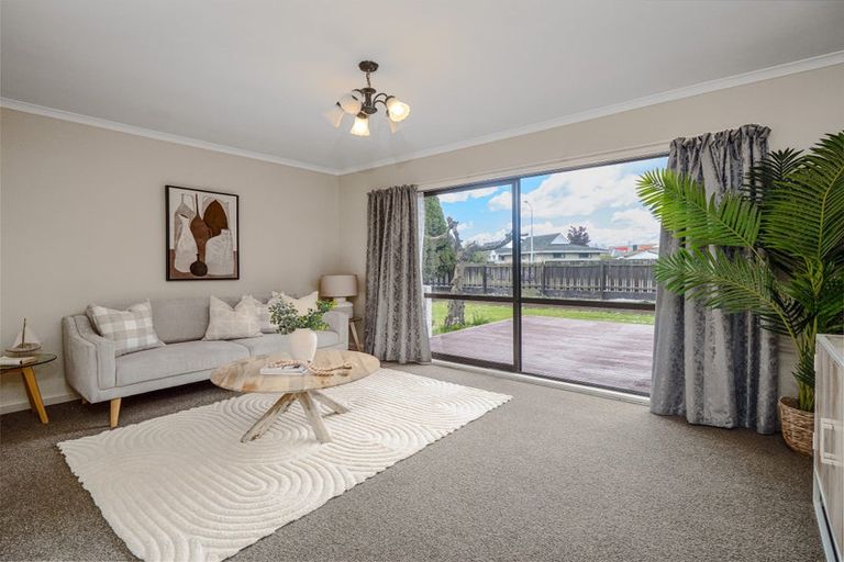 Photo of property in 1/11 Neill Street, Hornby, Christchurch, 8042