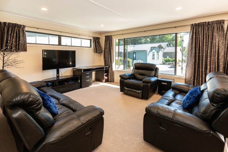Photo of property in 5 Tiffany Place, Ohakune, 4625