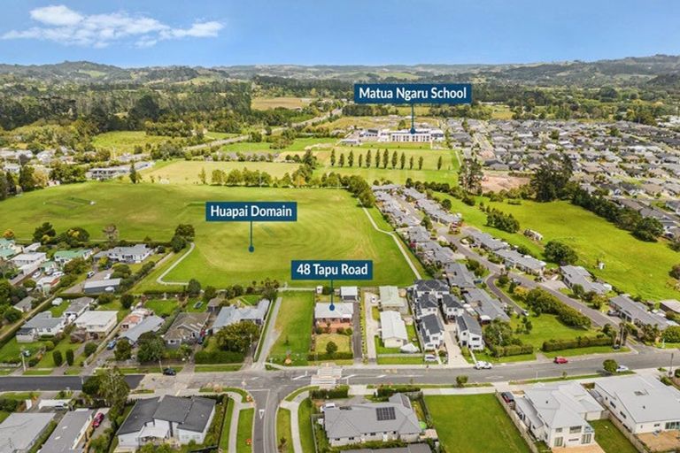 Photo of property in 48 Tapu Road, Huapai, Kumeu, 0810
